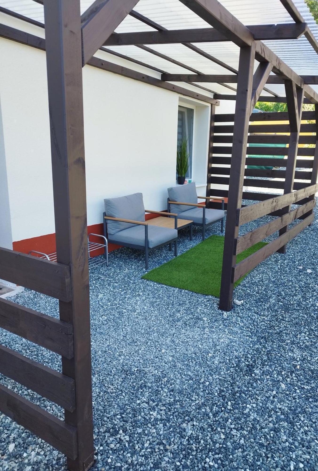 Holling Apartman Fertoboz Exterior photo